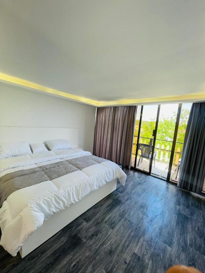 Evian Resort Ajloun Exterior photo